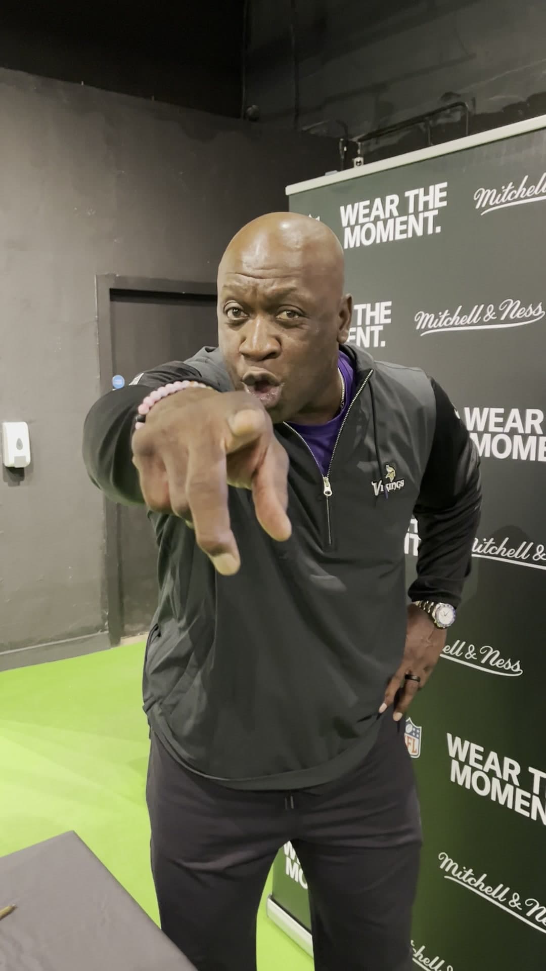 John Randle manda um alô pro Brasil